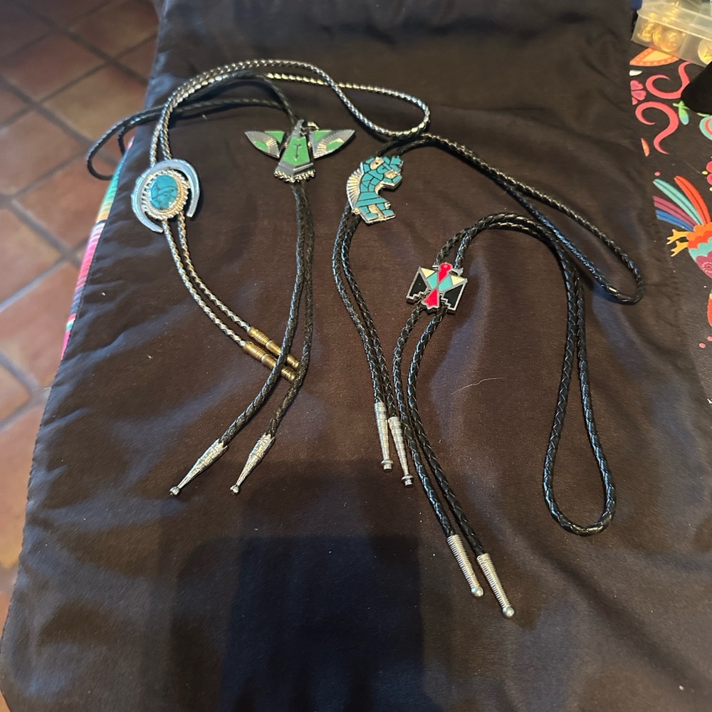 4 Vintage Bolo Ties